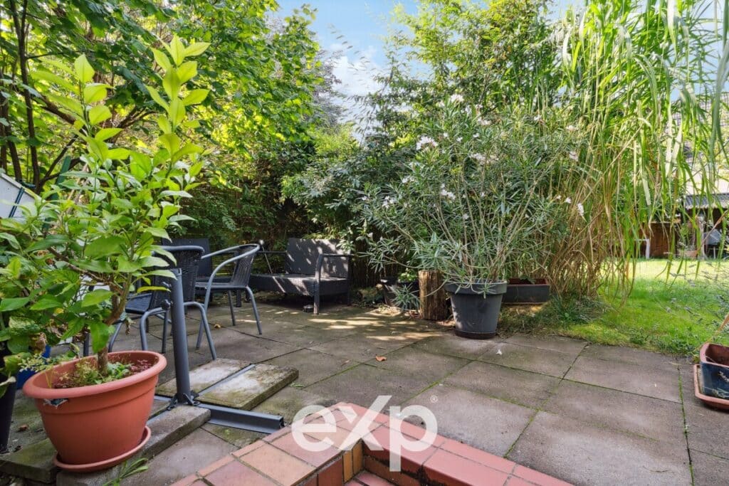 backbone_512656-A_040_WEB